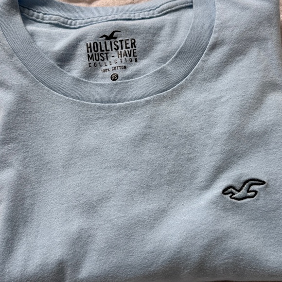 Hollister Must Have collection t-shirt Sky Blue Short Sleeve Tee - Picture 4 of 4